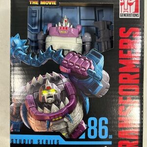 Transformers Hasbro The Movie Studio Series Deluxe Class Gnaw!